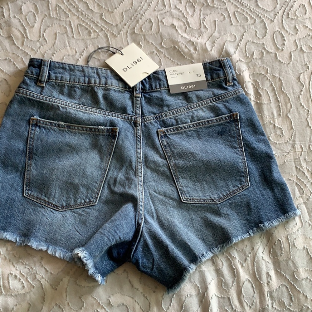 Never worn - Picture 4 of 12